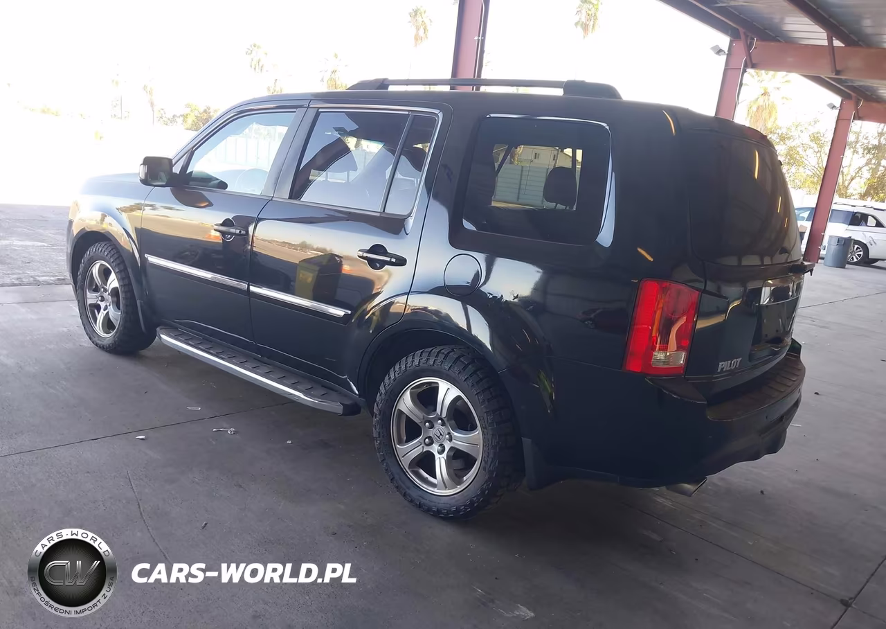 2013 Honda Pilot Touring VIN:5FNYF4H92DB035061 - 3