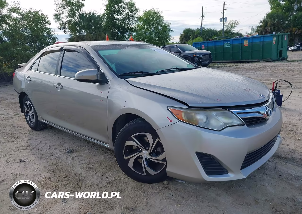 2014 Toyota Camry Le
