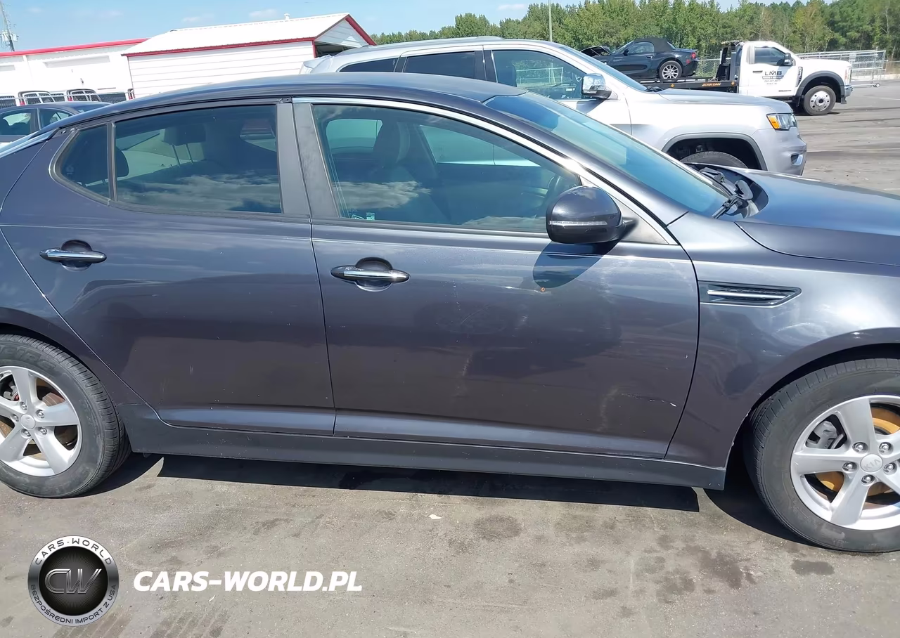 2015 Kia Optima Lx VIN:5XXGM4A78FG432980 - 13