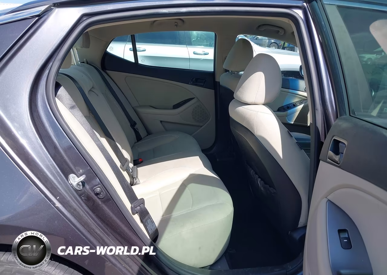 2015 Kia Optima Lx VIN:5XXGM4A78FG432980 - 8