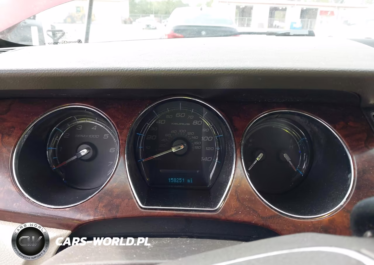 2010 Ford Taurus Limited VIN:1FAHP2FW7AG110855 - 7