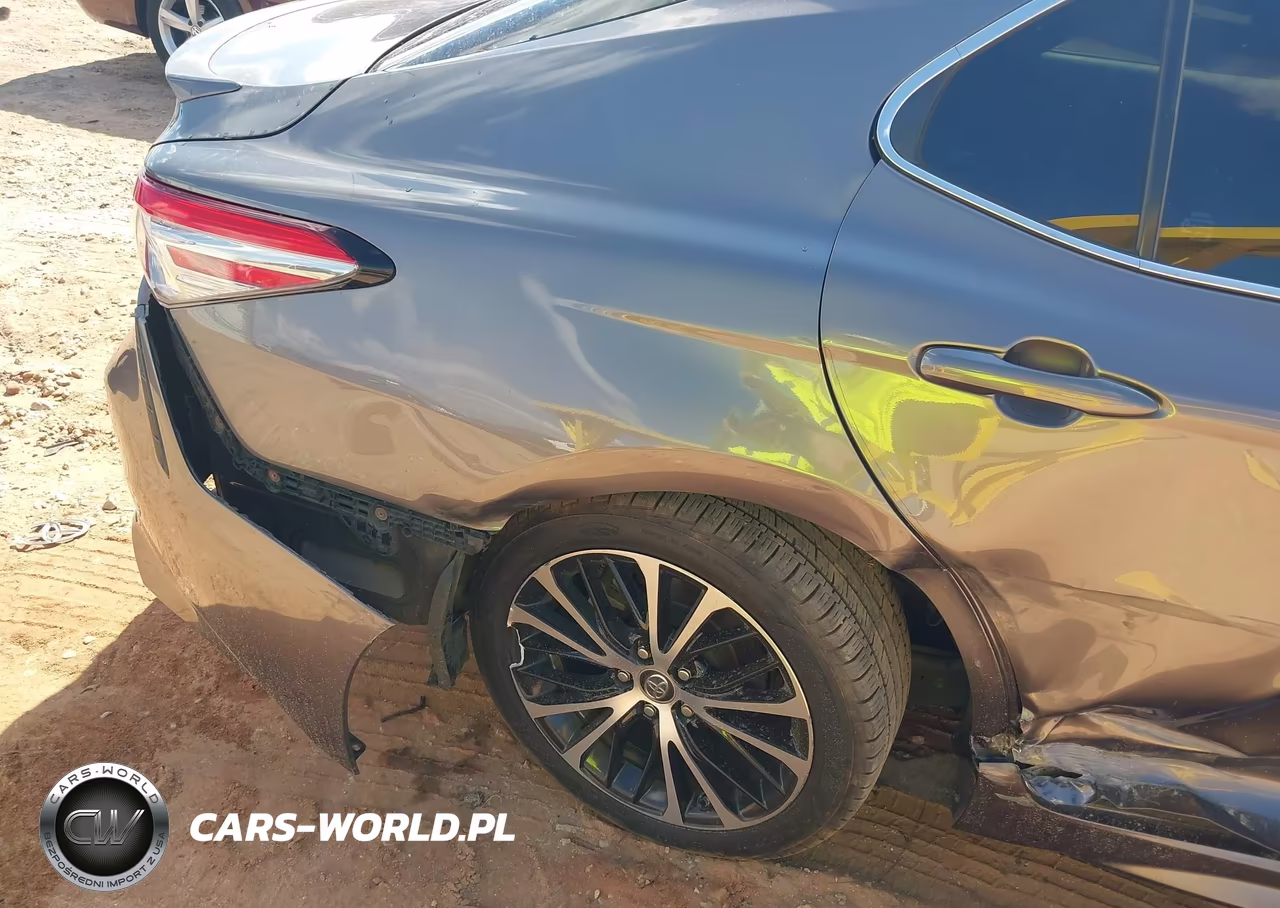 2019 Toyota Camry Se VIN:4T1B11HK3KU835549 - 19