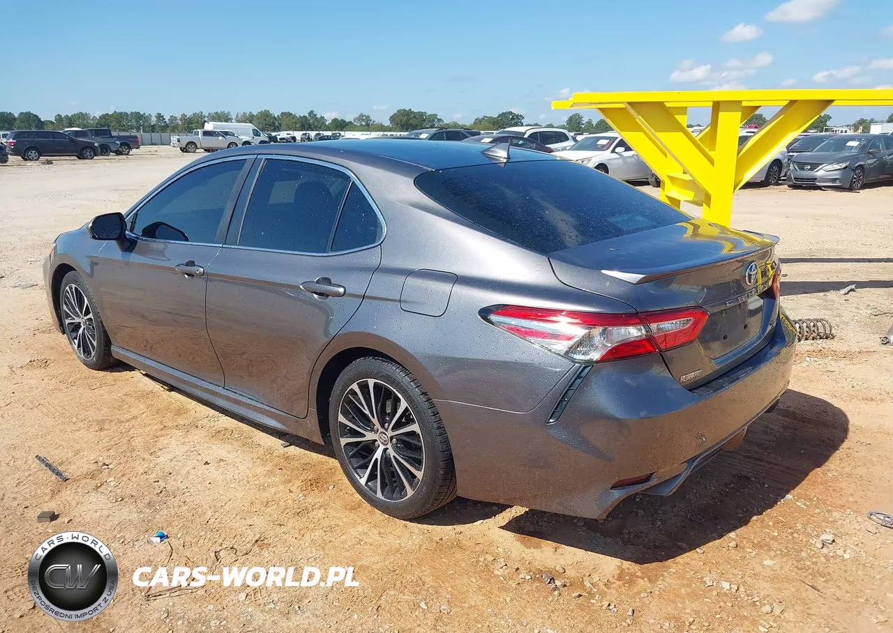 2019 Toyota Camry Se VIN:4T1B11HK3KU835549 - 3