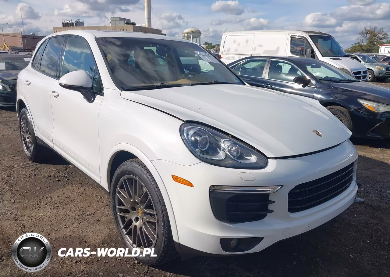 2017 Porsche Cayenne Platinum Edition VIN:WP1AA2A28HKA83561 - 1