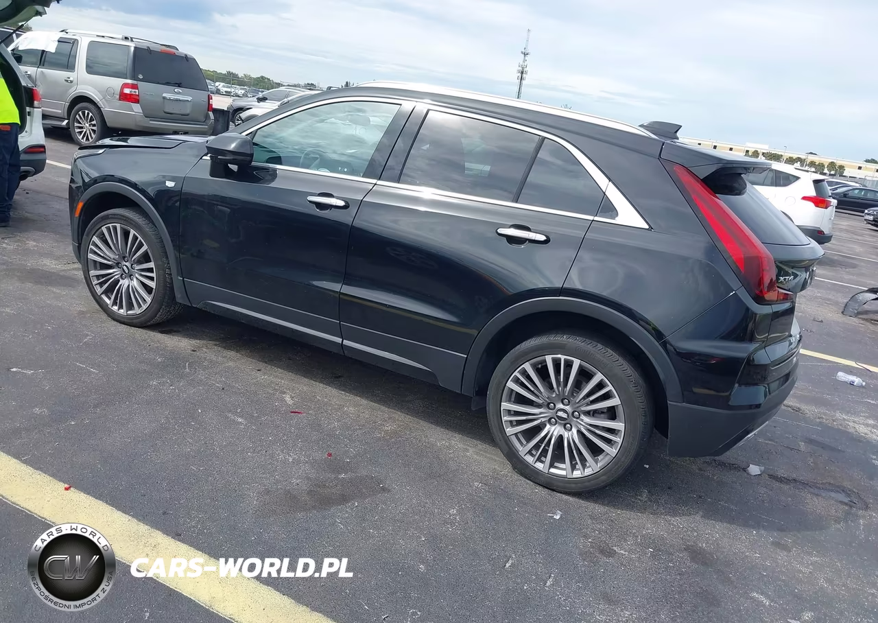 2024 Cadillac Xt4 Fwd Premium Luxury VIN:1GYFZCR45RF169944 - 3