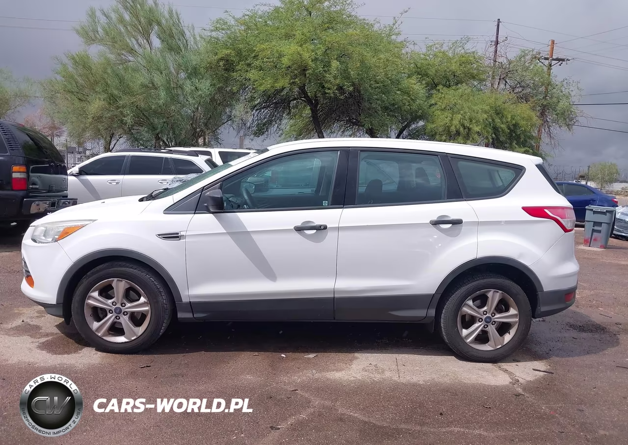 2015 Ford Escape S VIN:1FMCU0F7XFUA58071 - 14