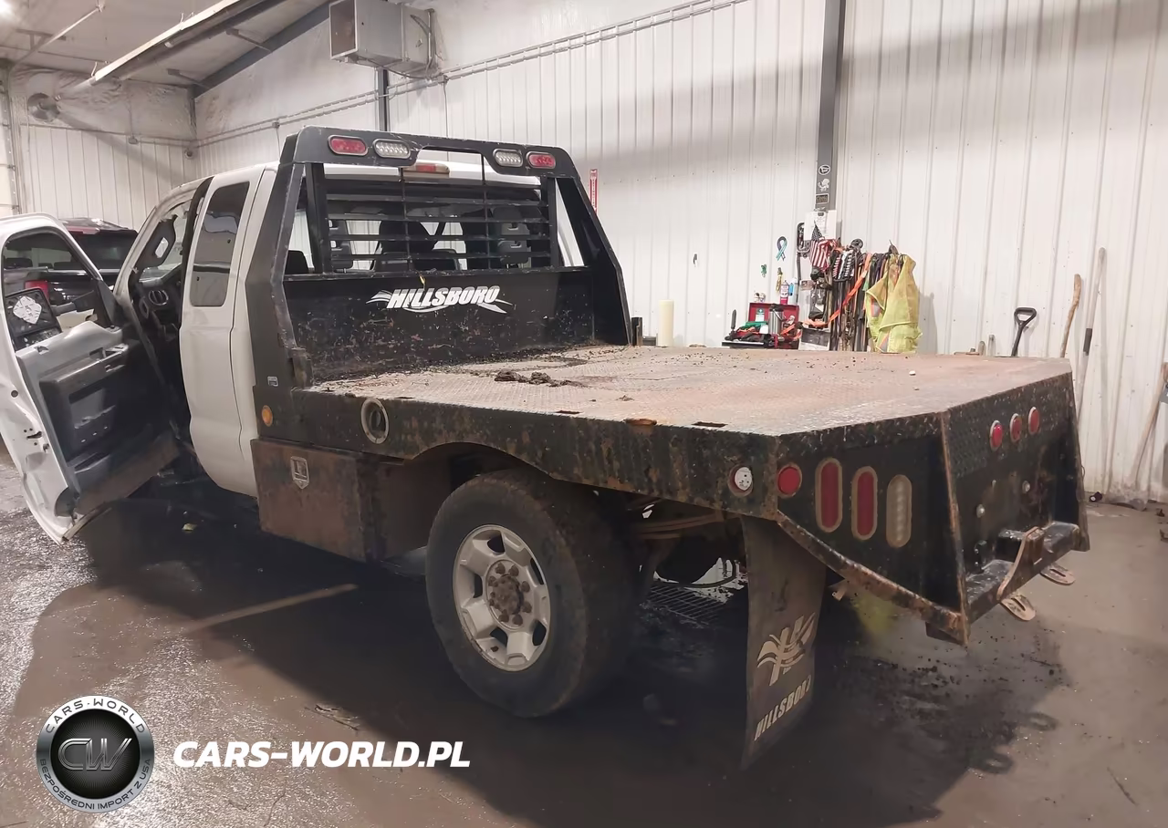 2011 Ford F-250 Xlt VIN:1FT7X2B6XBEA20768 - 3