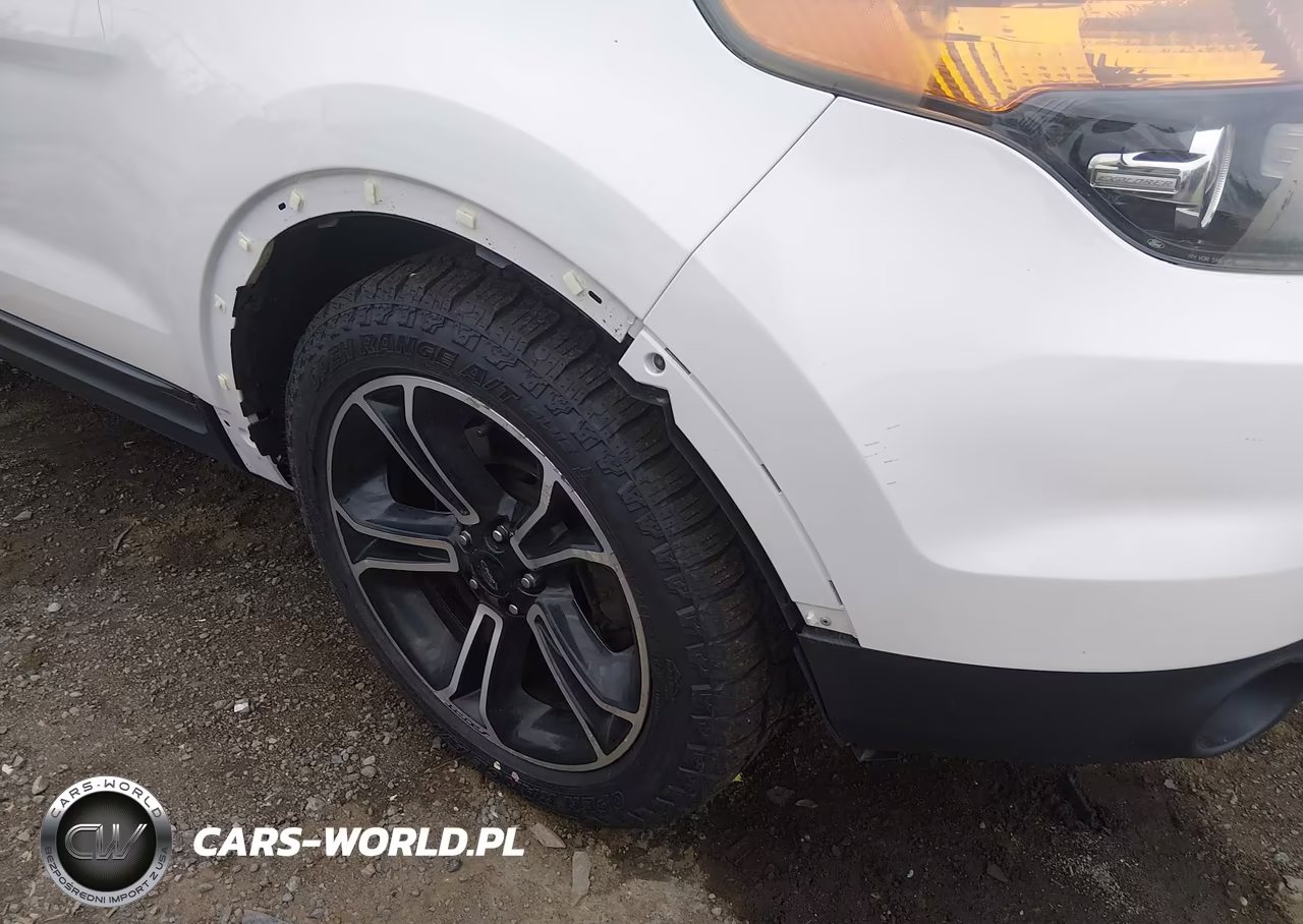2013 Ford Explorer Sport VIN:1FM5K8GT2DGC05844 - 6