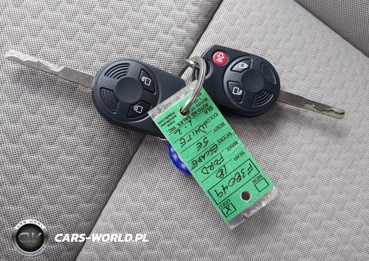 2018 Ford Escape Se VIN:1FMCU9GD6JUA15199 - 11