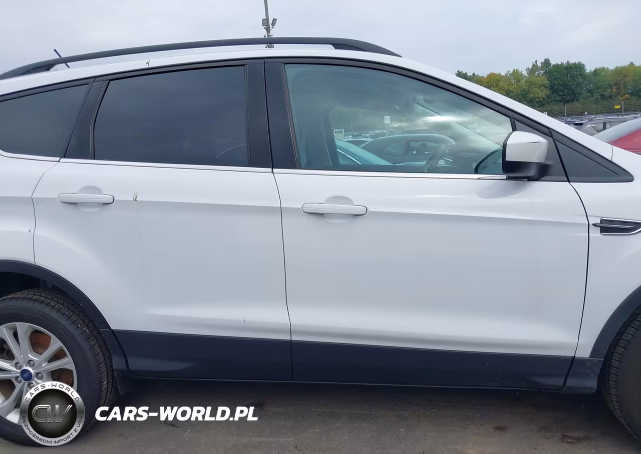 2018 Ford Escape Se VIN:1FMCU9GD6JUA15199 - 13