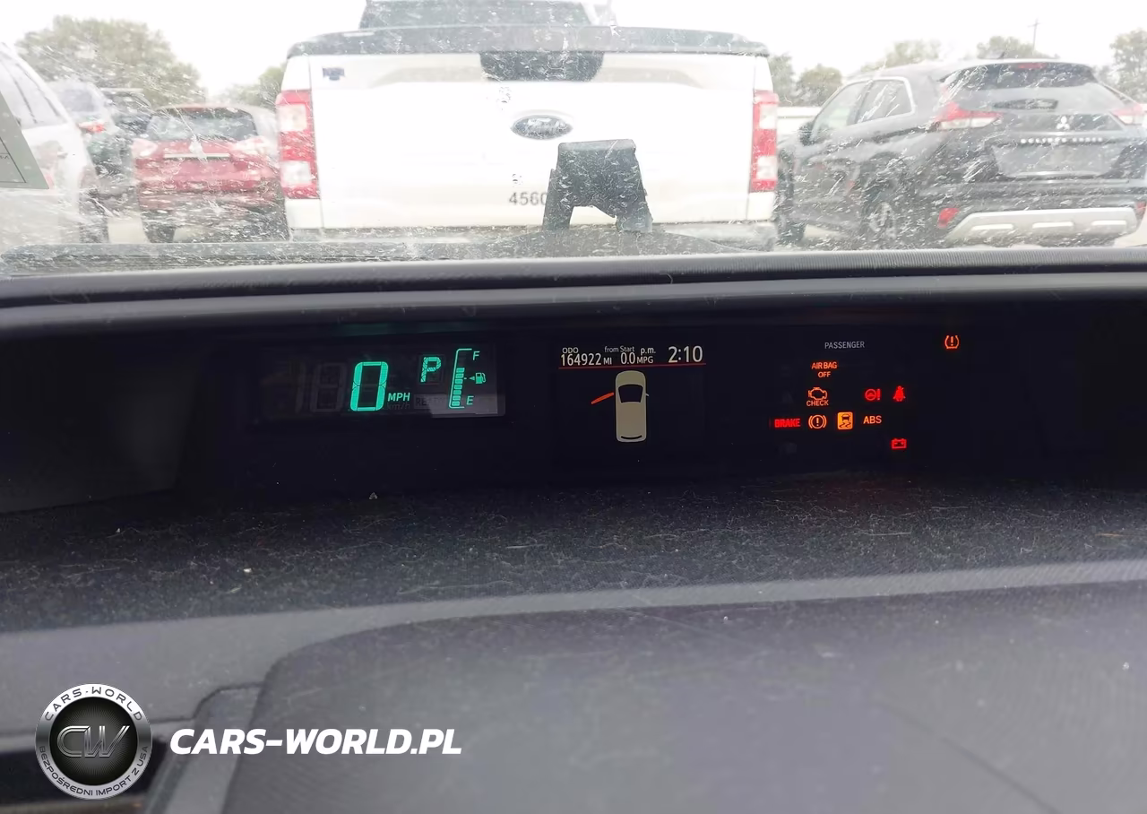2013 Toyota Prius C Two VIN:JTDKDTB35D1545598 - 7