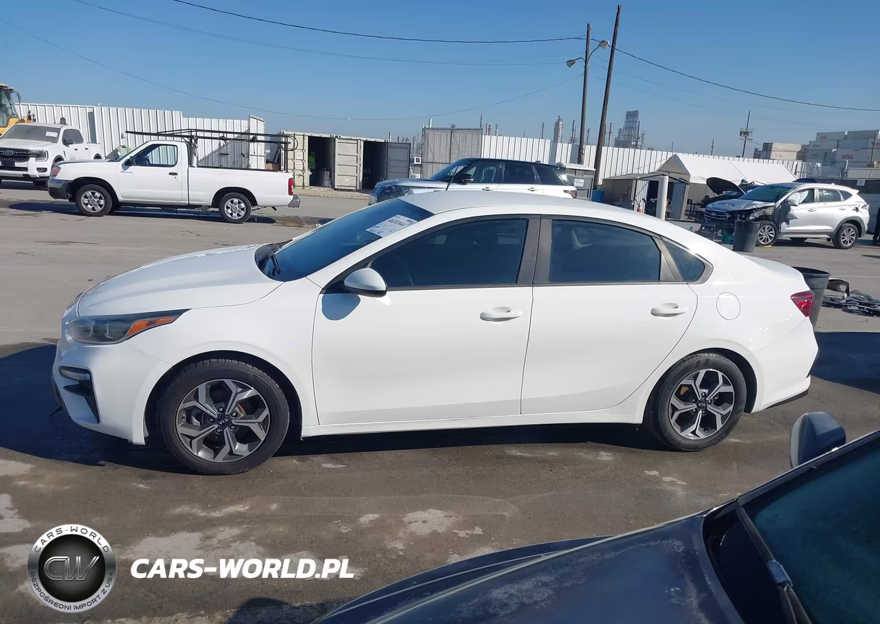 2020 Kia Forte Lxs VIN:3KPF24AD6LE191853 - 14