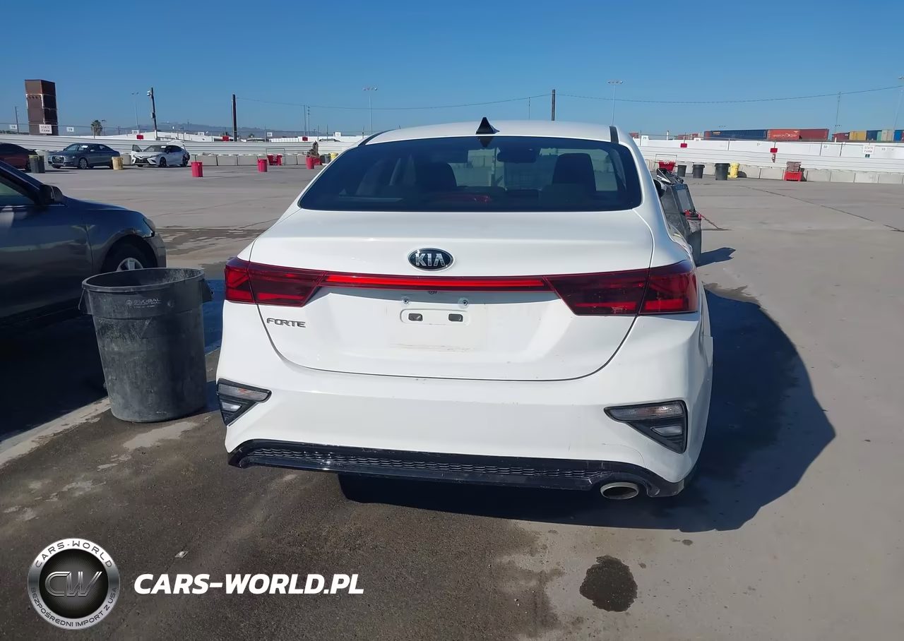 2020 Kia Forte Lxs VIN:3KPF24AD6LE191853 - 16