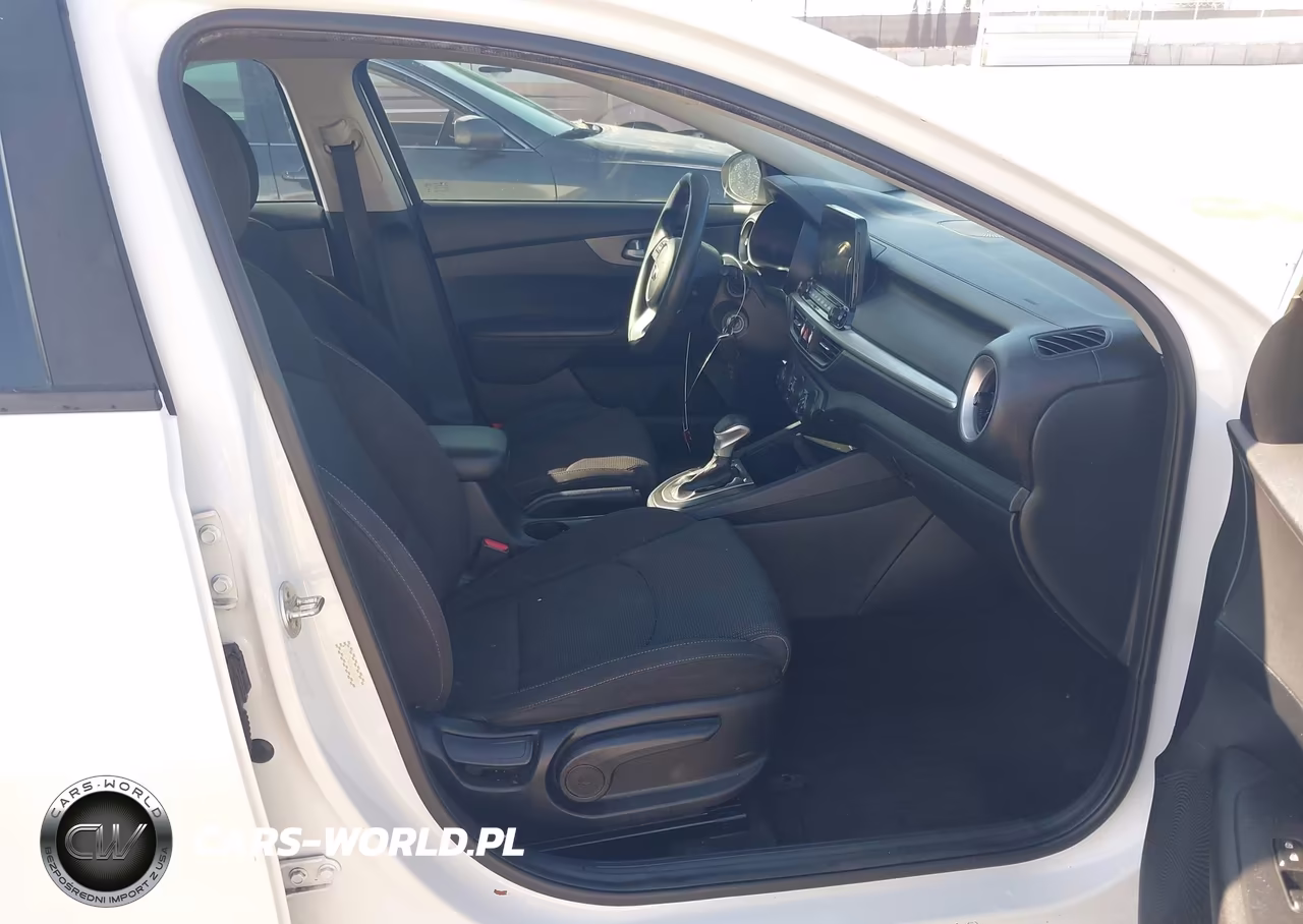 2020 Kia Forte Lxs VIN:3KPF24AD6LE191853 - 5