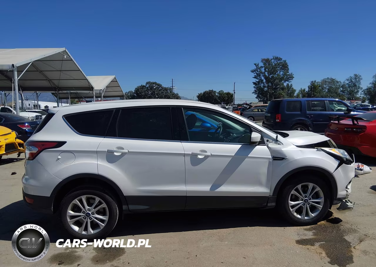 2017 Ford Escape Se VIN:1FMCU0GDXHUE96788 - 12