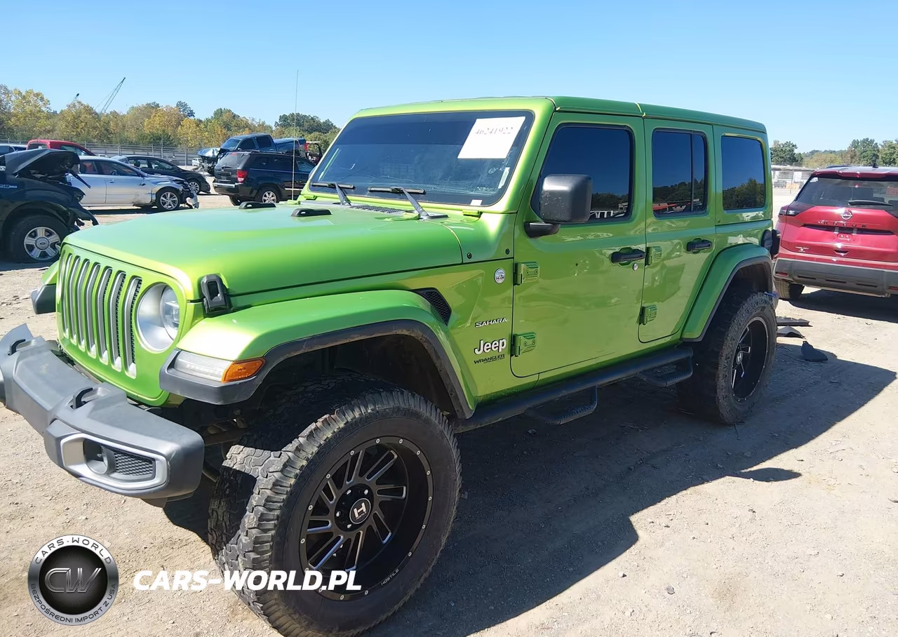 2019 Jeep Wrangler Unlimited Sahara 4X4 VIN:1C4HJXEN2KW524201 - 2