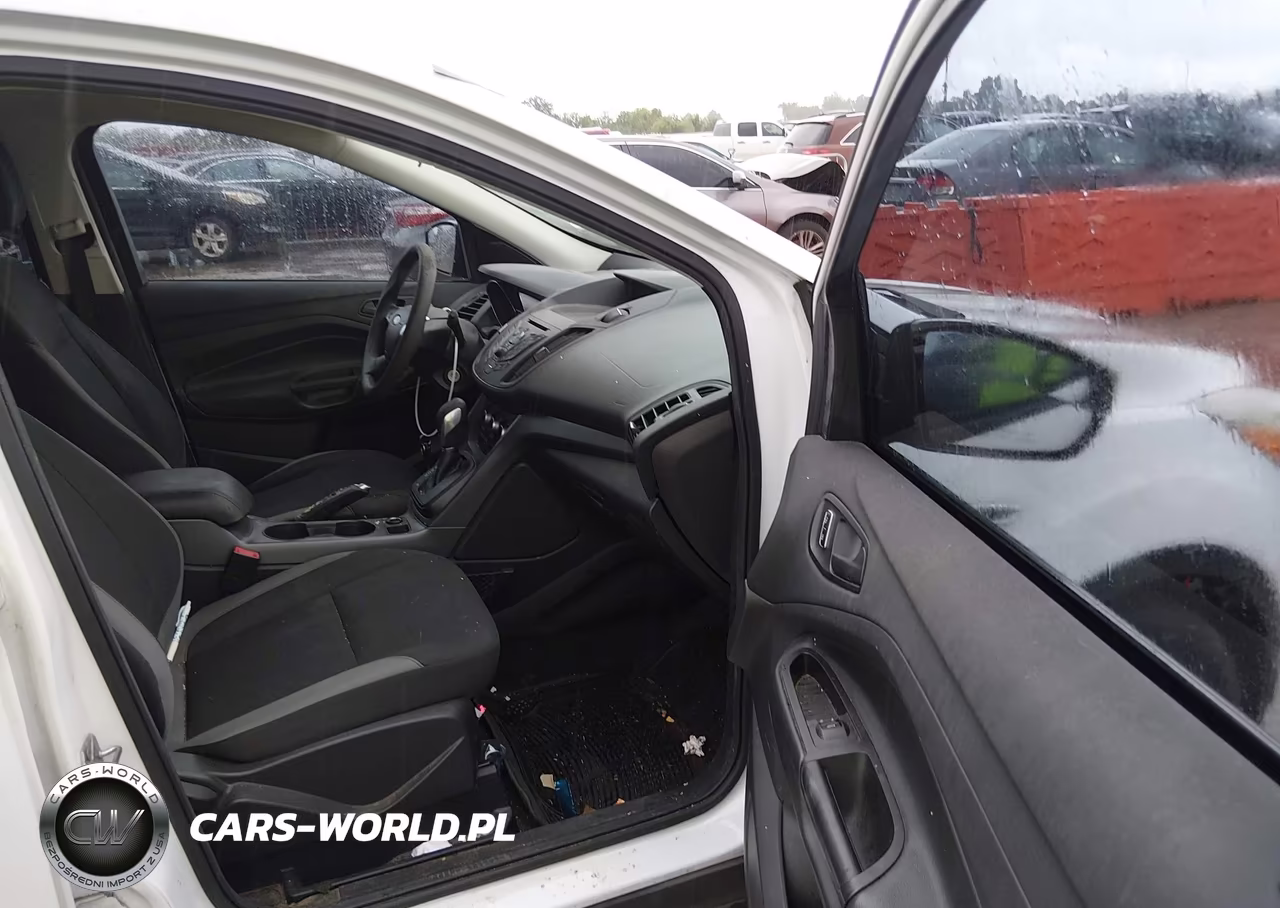 2016 Ford Escape S VIN:1FMCU0F74GUB36880 - 5
