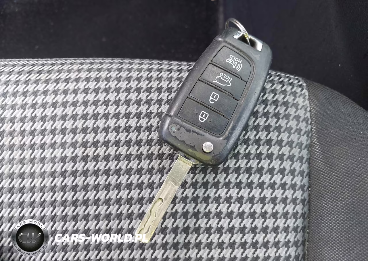 2019 Hyundai Kona Se VIN:KM8K12AA2KU258164 - 11