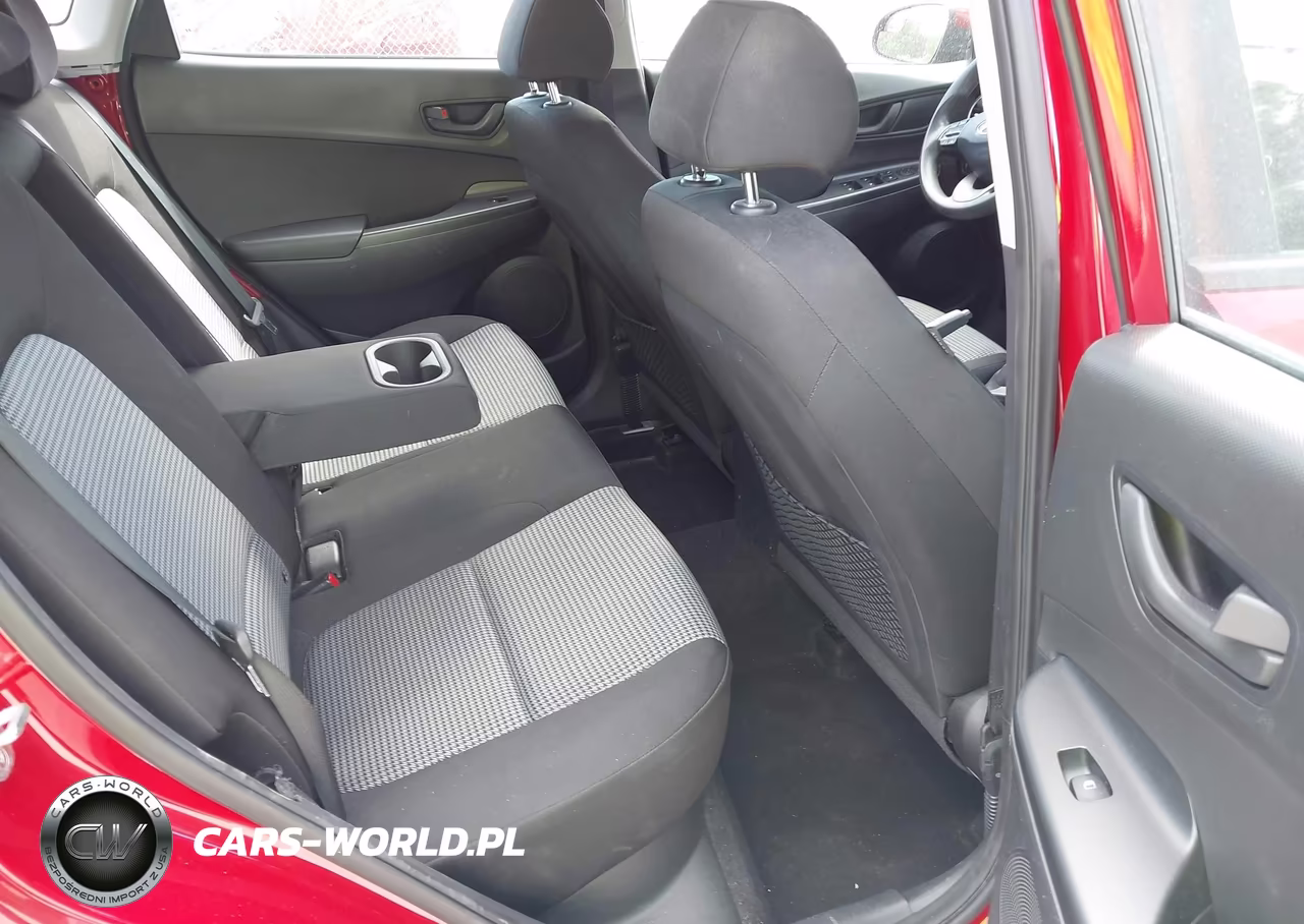 2019 Hyundai Kona Se VIN:KM8K12AA2KU258164 - 8