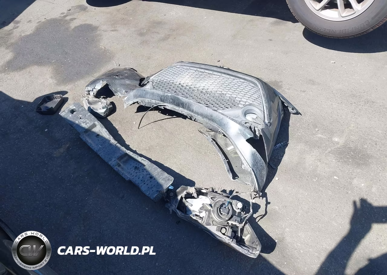 2019 Toyota Yaris Le VIN:3MYDLBYV4KY504727 - 12