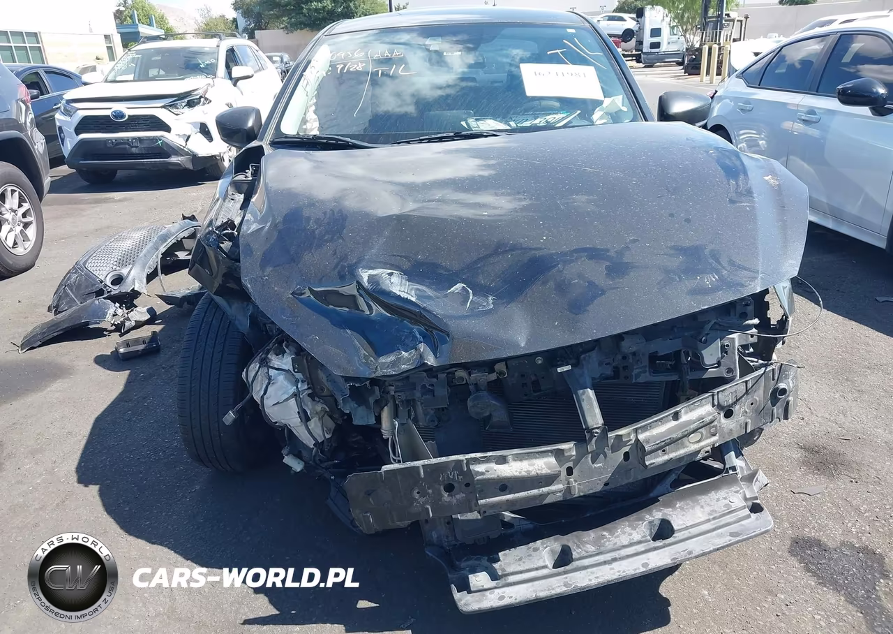 2019 Toyota Yaris Le VIN:3MYDLBYV4KY504727 - 13