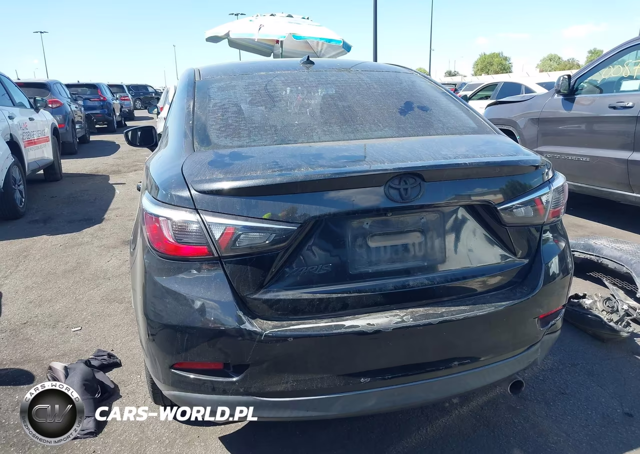 2019 Toyota Yaris Le VIN:3MYDLBYV4KY504727 - 17
