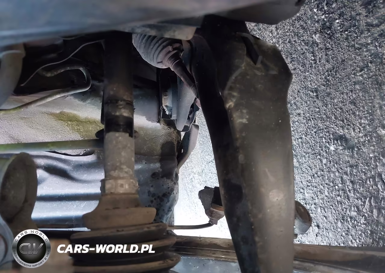 2019 Toyota Yaris Le VIN:3MYDLBYV4KY504727 - 19