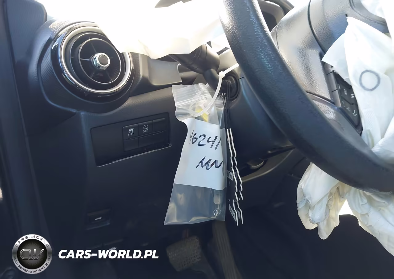 2019 Toyota Yaris Le VIN:3MYDLBYV4KY504727 - 20
