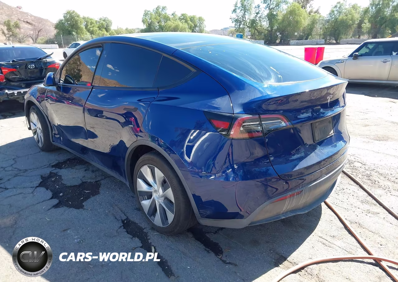 2021 Tesla Model Y Long Range Dual Motor All-Wheel Drive VIN:5YJYGDEE2MF240281 - 3