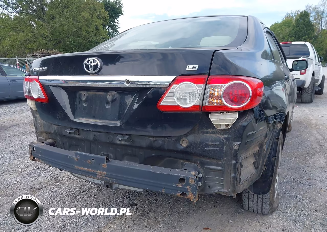 2011 Toyota Corolla Le VIN:JTDBU4EE7BJ104393 - 17