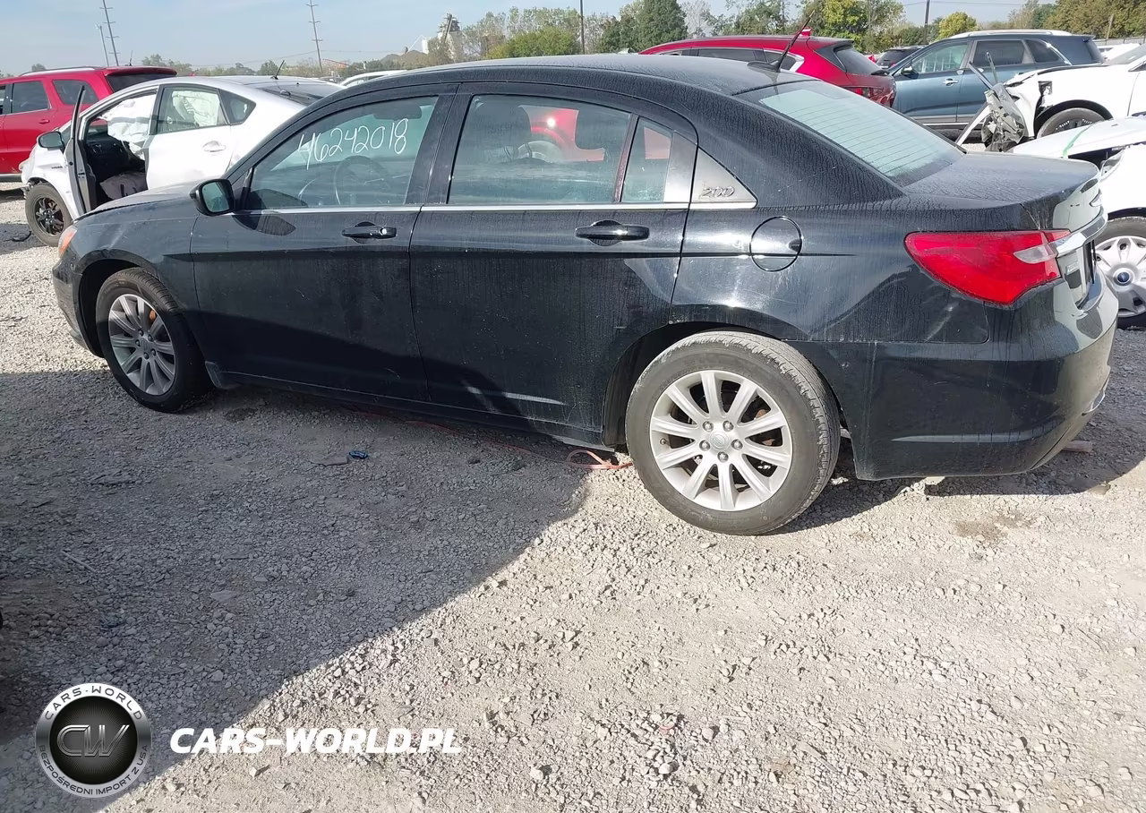 2013 Chrysler 200 Touring VIN:1C3CCBBG9DN527154 - 3