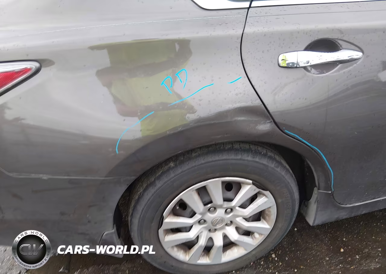 2015 Nissan Altima 2.5 S VIN:1N4AL3AP1FC267556 - 12