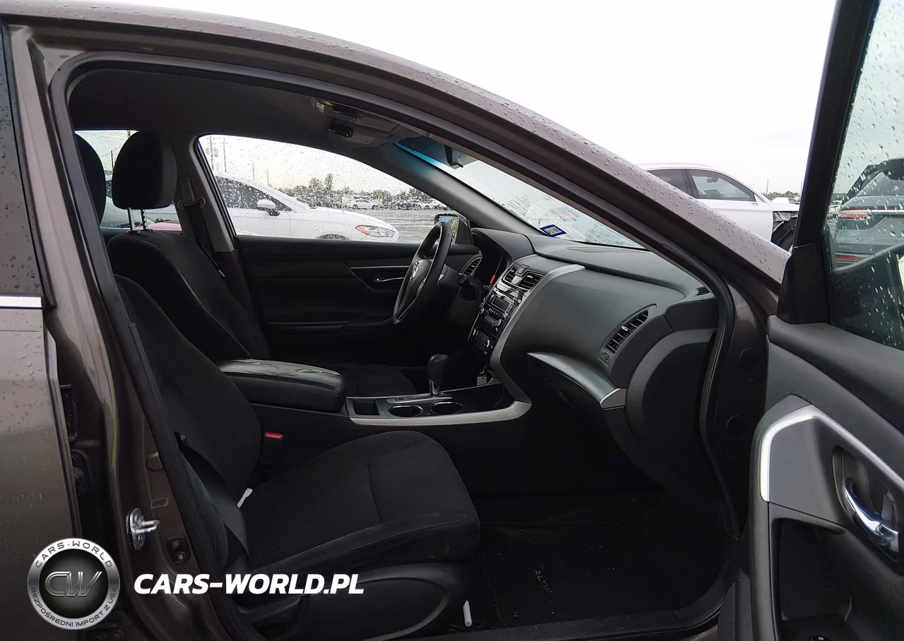 2015 Nissan Altima 2.5 S VIN:1N4AL3AP1FC267556 - 5