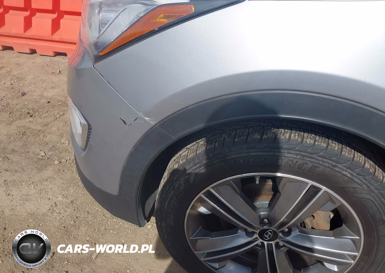 2016 Hyundai Santa Fe Se VIN:KM8SRDHF4GU139965 - 6
