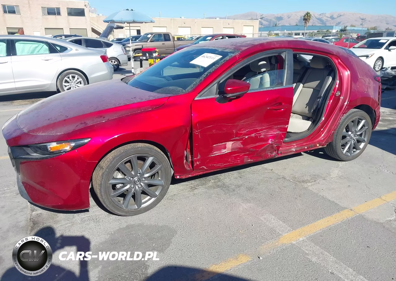 2019 Mazda 3 Preferred VIN:JM1BPBMM2K1124622 - 2