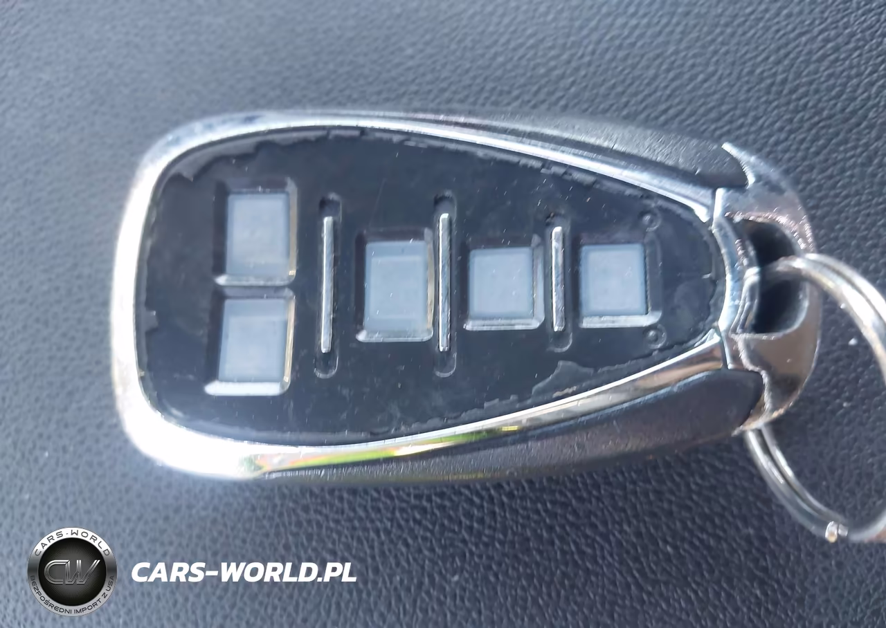 2018 Chevrolet Equinox Lt VIN:2GNAXSEV9J6138068 - 11