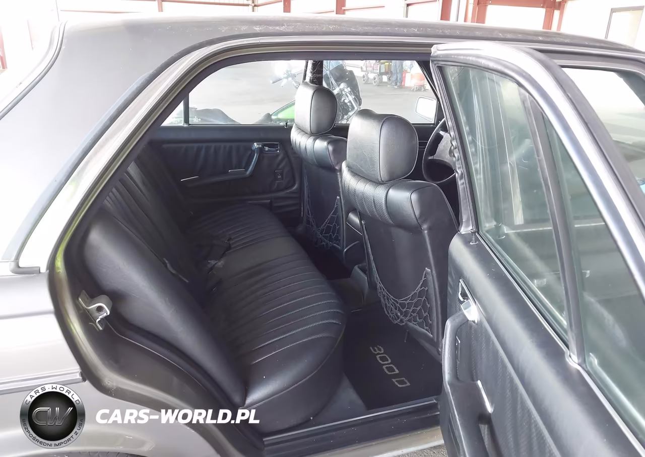 1984 Mercedes-Benz 300 VIN:WDBAB33A1EA092370 - 8