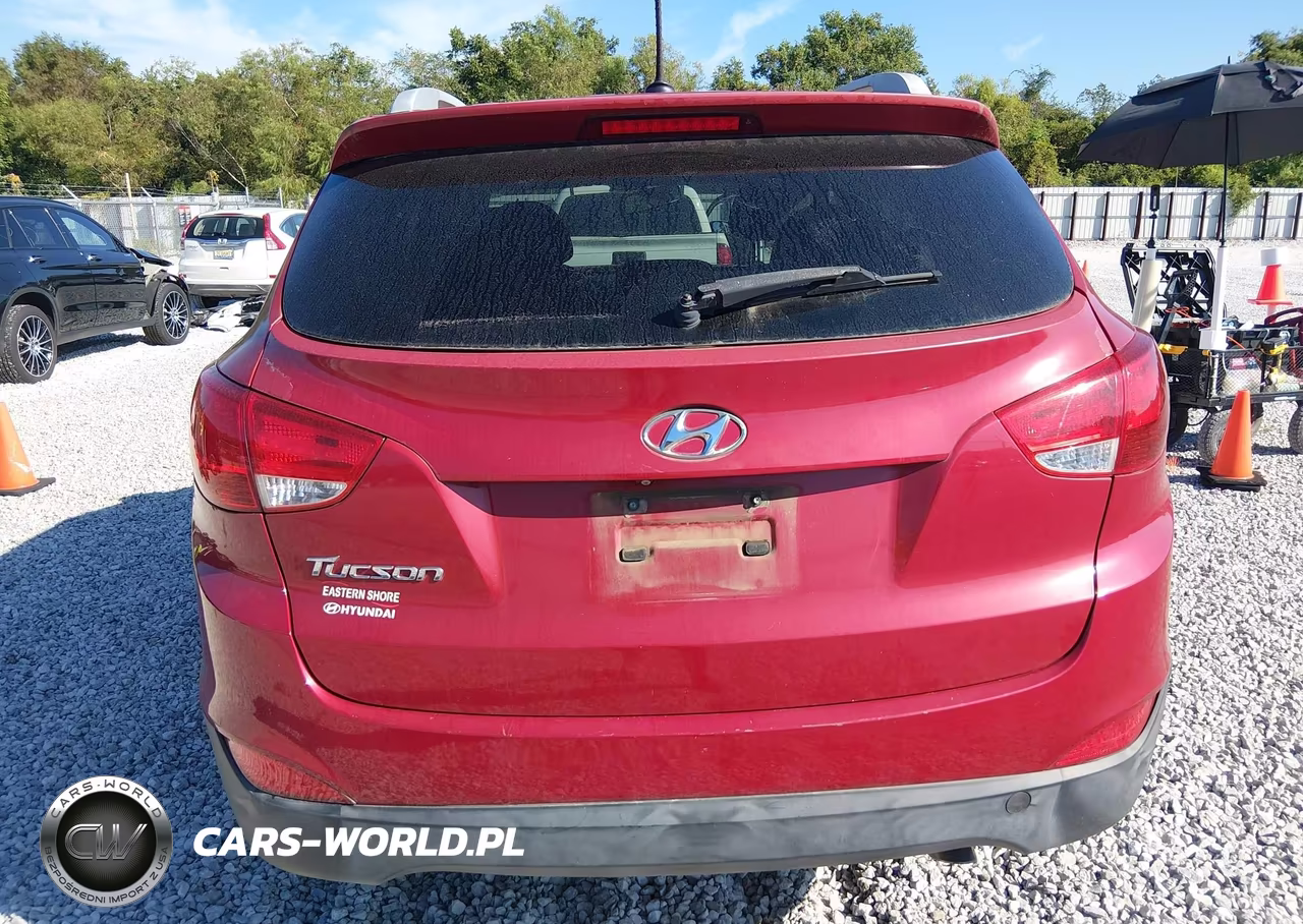 2015 Hyundai Tucson Se VIN:KM8JU3AG0FU011843 - 16