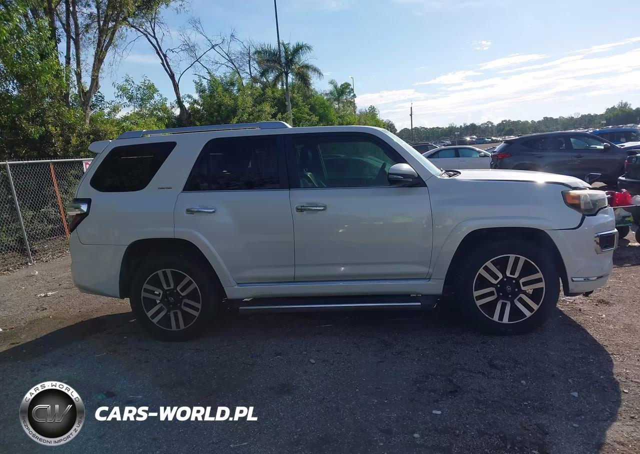 2018 Toyota 4Runner Limited VIN:JTEBU5JR2J5546421 - 13