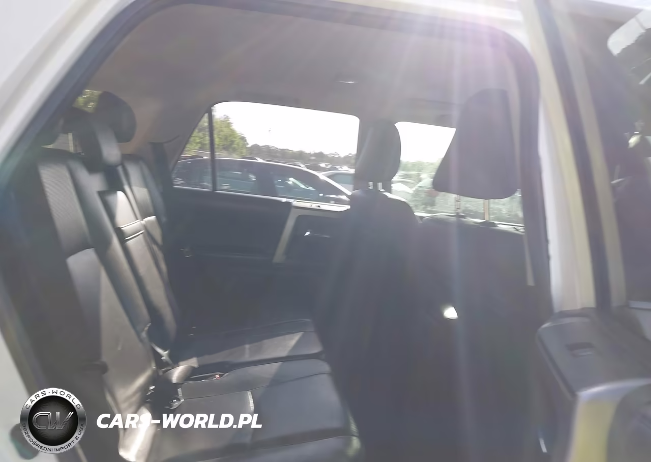 2018 Toyota 4Runner Limited VIN:JTEBU5JR2J5546421 - 8