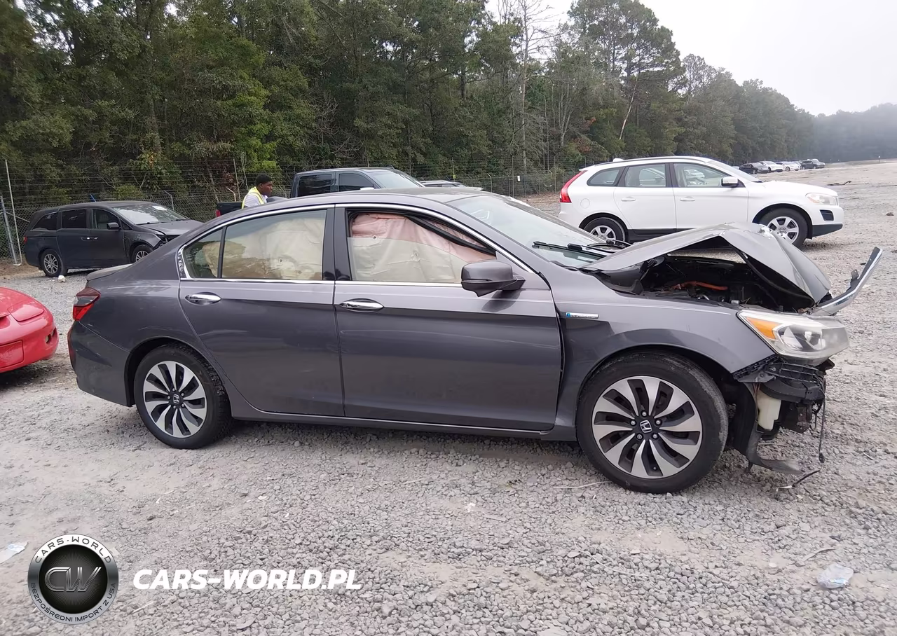 2017 Honda Accord Hybrid VIN:JHMCR6F37HC003848 - 14