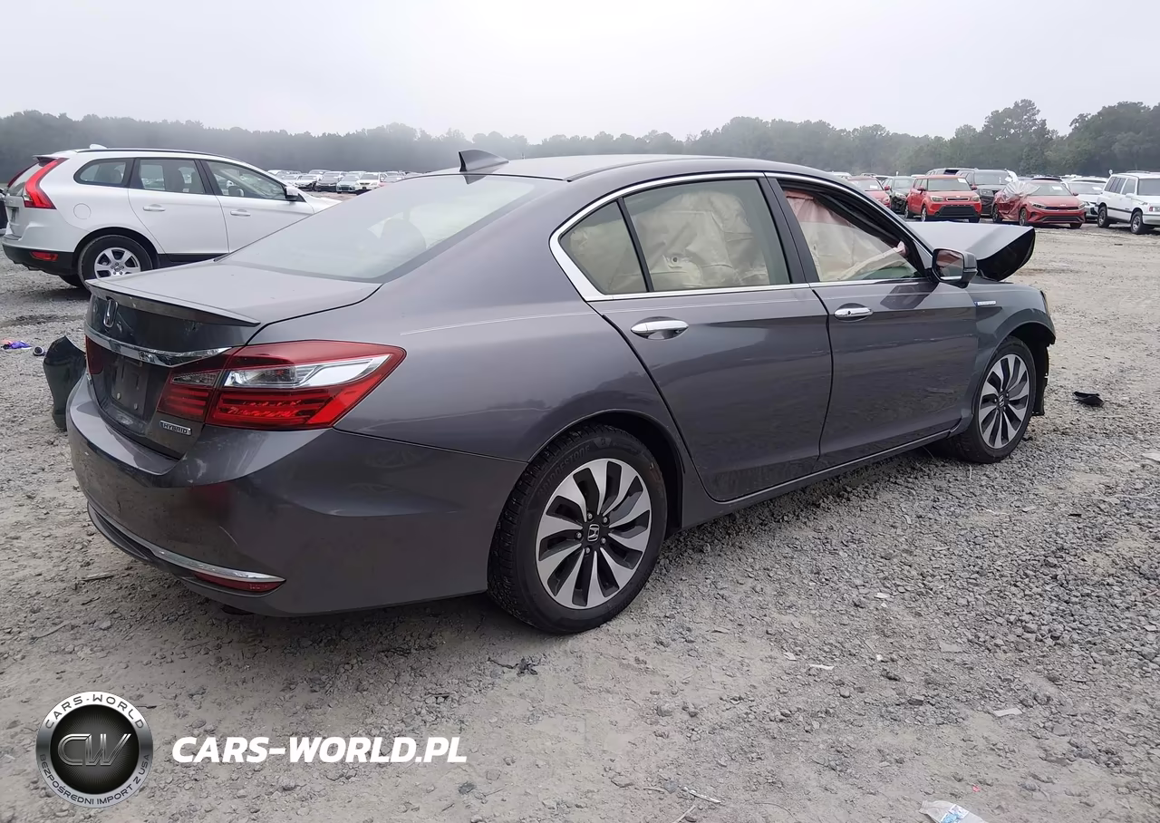 2017 Honda Accord Hybrid VIN:JHMCR6F37HC003848 - 4