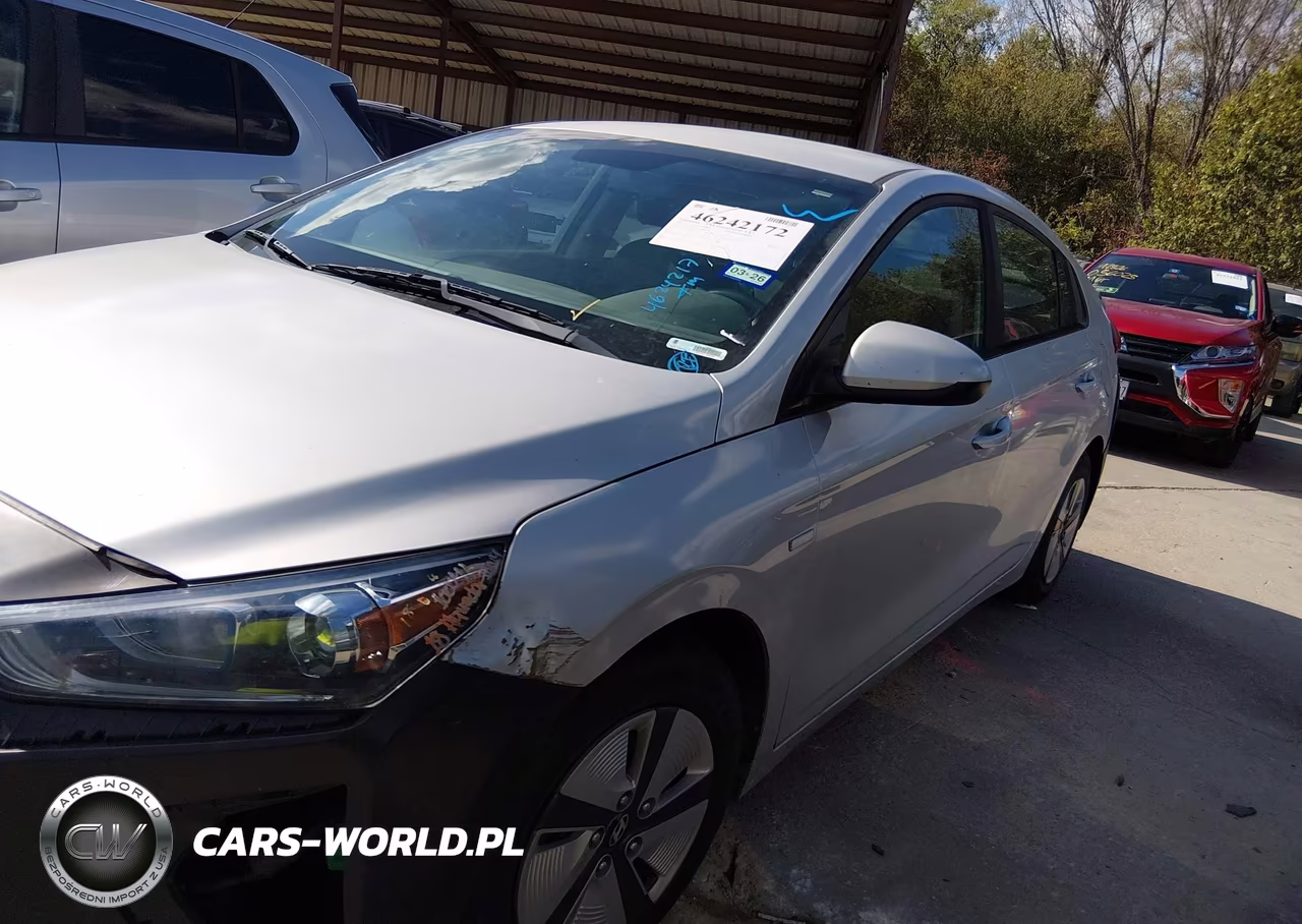 2017 Hyundai Ioniq Hybrid Blue VIN:KMHC65LC7HU040638 - 14