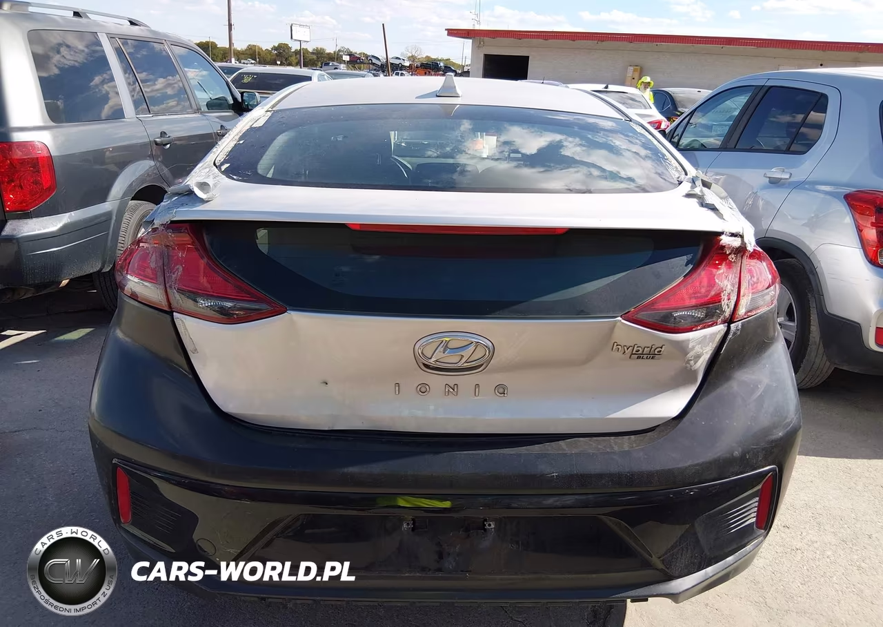 2017 Hyundai Ioniq Hybrid Blue VIN:KMHC65LC7HU040638 - 16