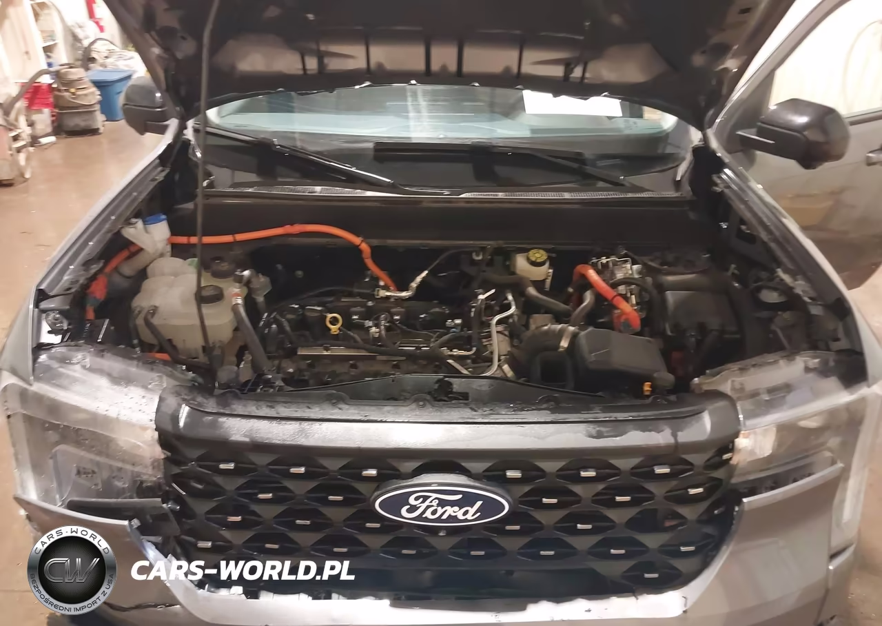 2025 Ford Maverick Lariat VIN:3FTTW8S37SRB15943 - 10