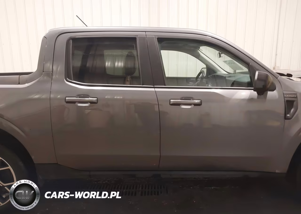 2025 Ford Maverick Lariat VIN:3FTTW8S37SRB15943 - 14