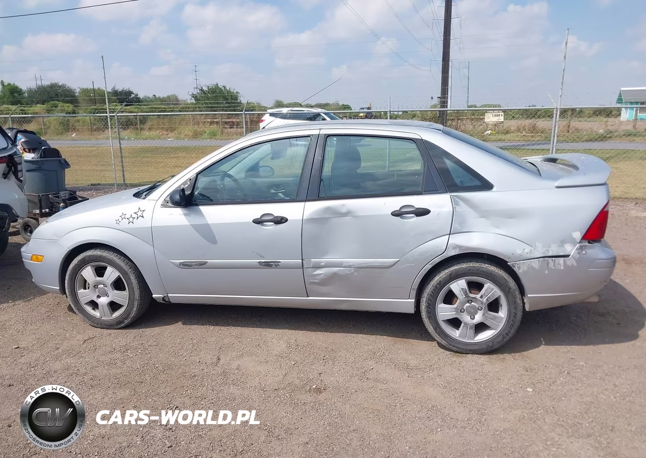 2005 Ford Focus Zx4 VIN:1FAFP34N85W250657 - 14