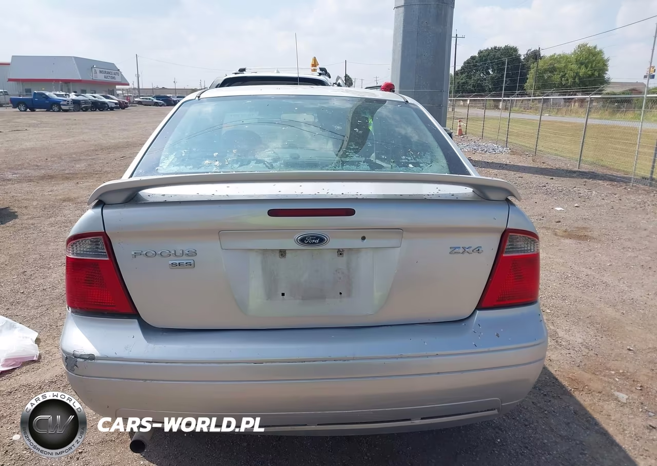 2005 Ford Focus Zx4 VIN:1FAFP34N85W250657 - 16