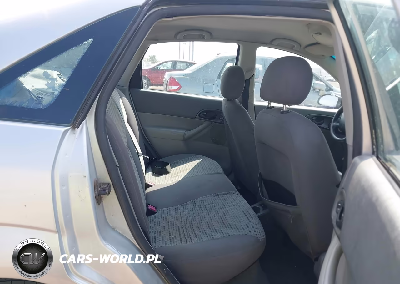 2005 Ford Focus Zx4 VIN:1FAFP34N85W250657 - 8