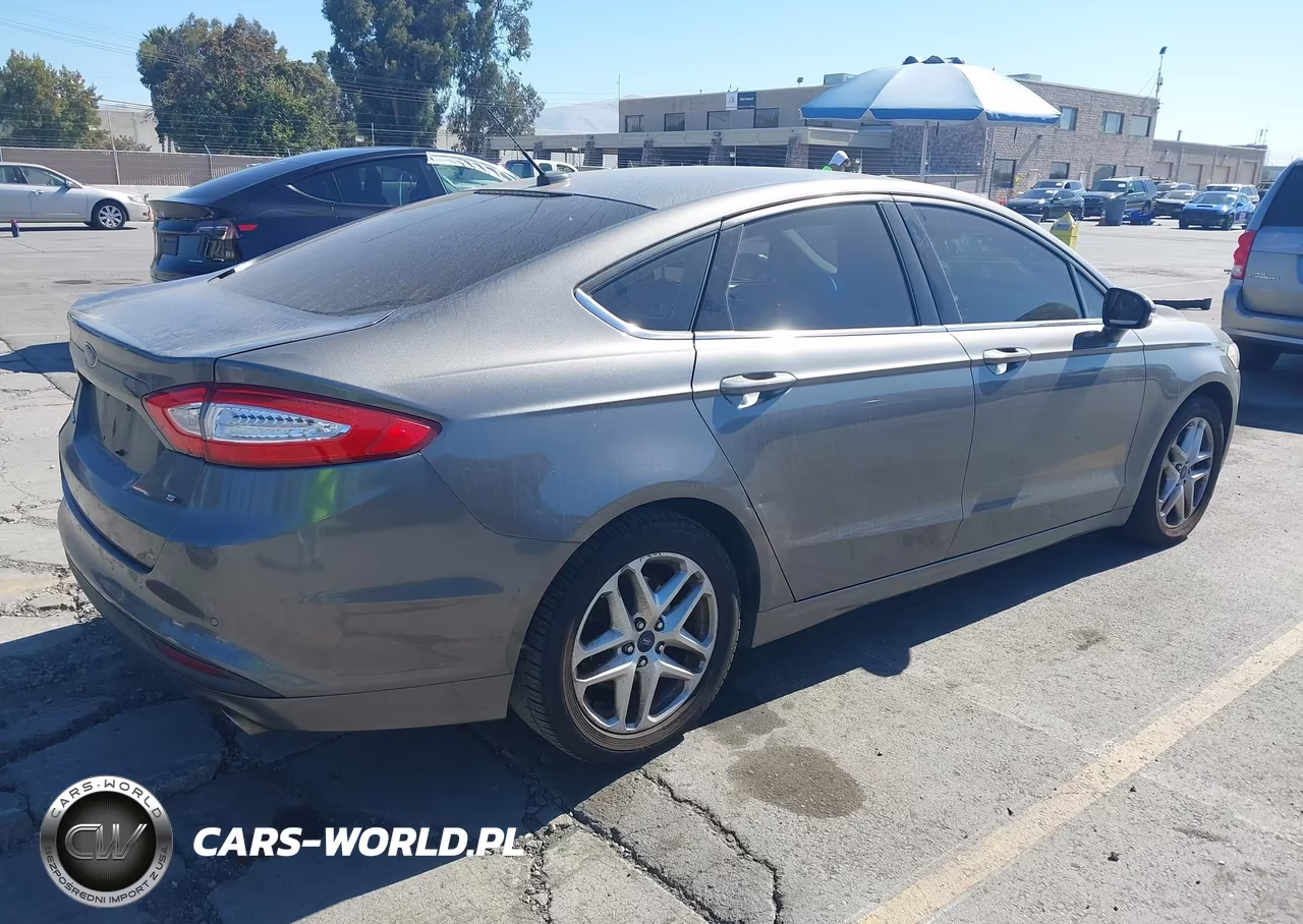 2014 Ford Fusion Se VIN:3FA6P0H74ER242133 - 4